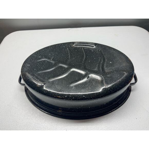 Granite Ware Small Roasting Pan with Lid 15” X 6” Oval Black Domed Lid - Picture 5 of 7